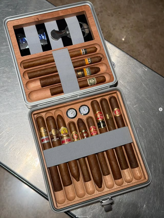 JP.Design❁ 13H — Cigar Travel Humidor